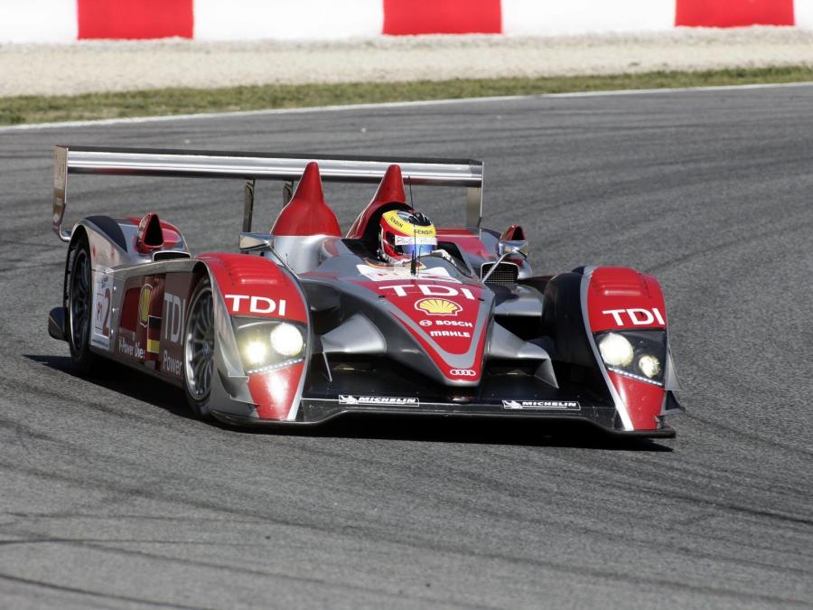  Audi R10 TDI 2008 года  (фото 36 из 57)